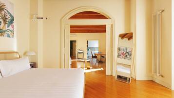 Appartamento con 1 Camera da Letto, Via Anfiteatro 12 | 1 Schlafzimmer, individuell dekoriert, individuell eingerichtet