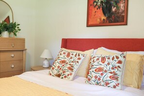 3 bedrooms, in-room safe, iron/ironing board, travel crib - Sycamore Shade: 151 House, HOT TUB, Mountain Views (Afton)