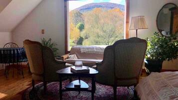 1 chambre, lit parapluie, Wi-Fi gratuit, draps fournis