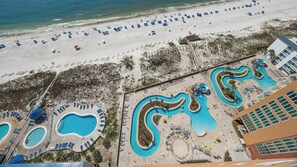 Una piscina techada
