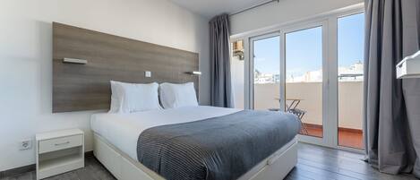 1 bedroom, iron/ironing board, travel crib, free WiFi