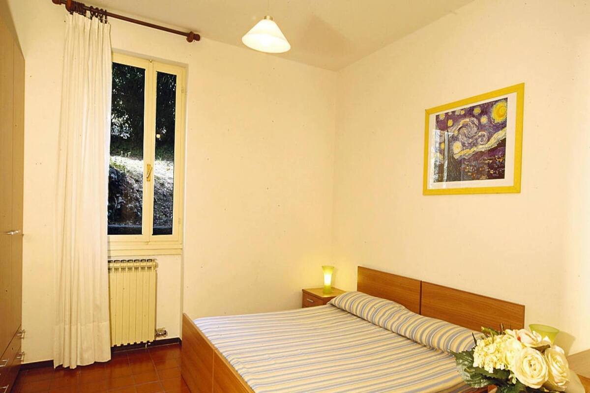 2 bedrooms, individually furnished