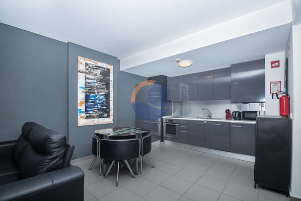 Fridge, microwave, oven, dishwasher