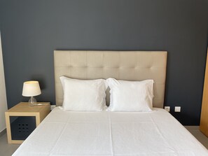 1 chambre, fer et planche à repasser, Wi-Fi gratuit