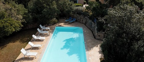 Piscine extérieure