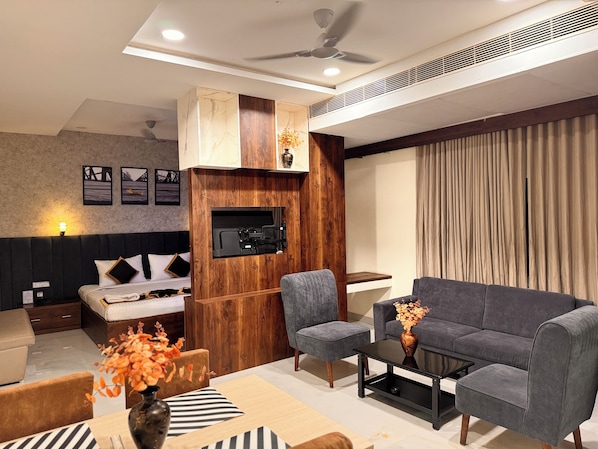 Junior Suite, Garden View