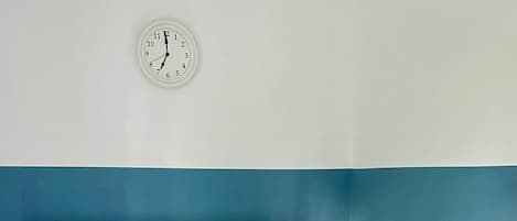 1 Schlafzimmer, Schreibtisch, Bügeleisen/Bügelbrett, Reisekinderbett