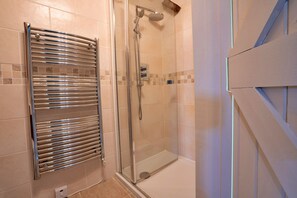 تجهيزات دش، مناشف