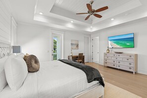 5 habitaciones, tabla de planchar con plancha y cuna de viaje