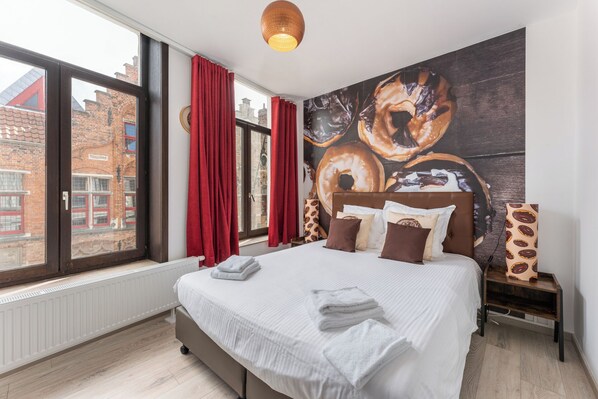 Habitación doble clásica | Cunas gratuitas, wifi gratis y ropa de cama 