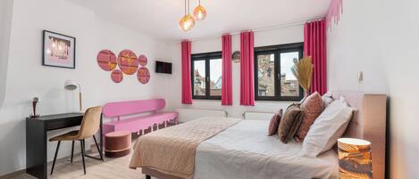 Klassieke tweepersoonskamer | Gratis babybedden, gratis wifi, beddengoed