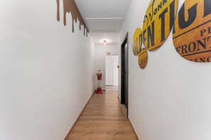 Lits bébé (gratuits), Wi-Fi gratuit, draps fournis