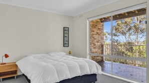 3 bedrooms, iron/ironing board