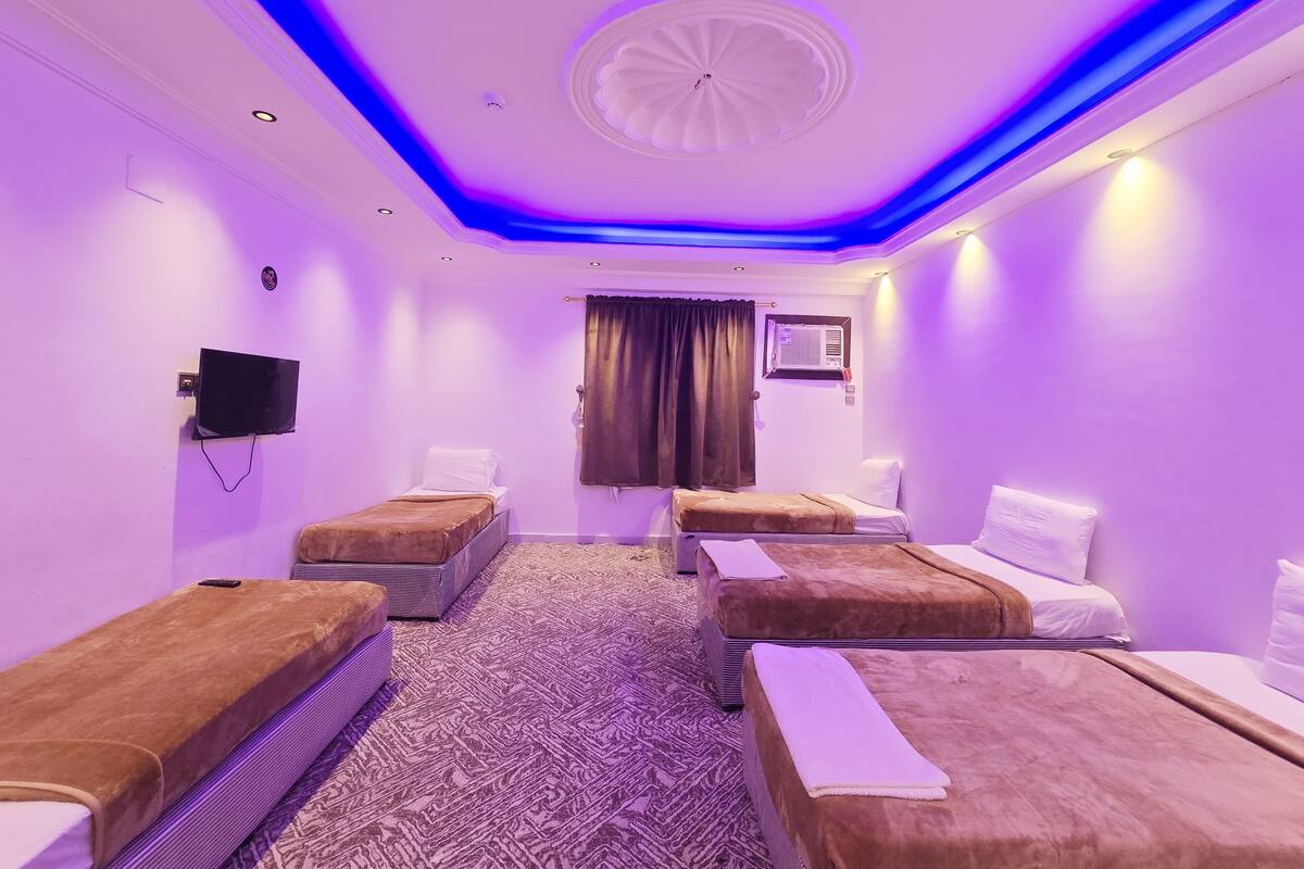 Family Room, City View | Free WiFi