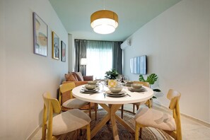 In-room dining - The Ark Residence (Athens)