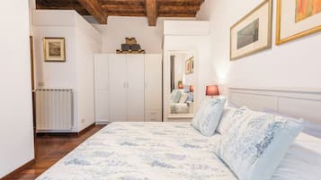 Appartamento Superior, balcone, vista fiume | 1 camera, ferro/asse da stiro, Wi-Fi gratuito