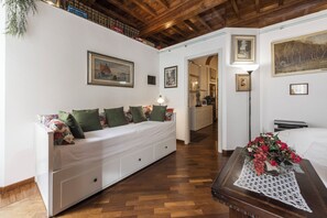 Superior Apartment, Balcony, River View | Living area - Sauro River View by MMega (Florence)