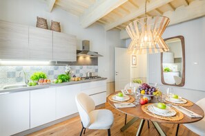 House | 2 bedrooms - Montecarlo Wine Apartment (Montecarlo)