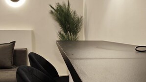Deluxe Apartment, Balcony, City View | Executive lounge