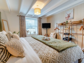2 chambres, Wi-Fi gratuit, draps fournis
