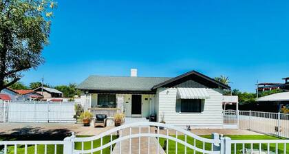 Cozy 2-bedroom hotel suites in enjoyable Glendale with WiFi, AC