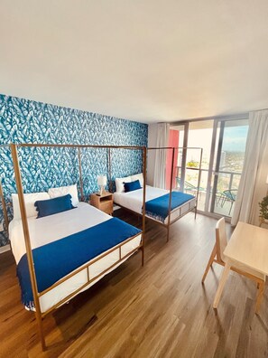 2 bedrooms, iron/ironing board, travel cot, WiFi - 2BR-2BA Oasis W-Stunning Views at Beachwalk (Hallandale Beach)