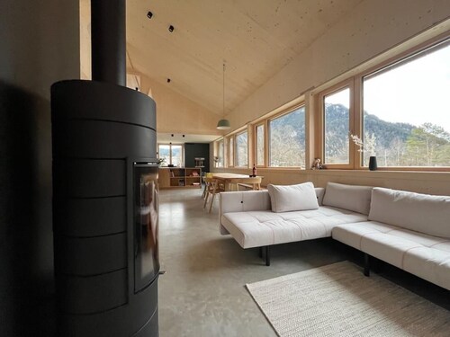 Holiday apartment "Bergufer - Obergeschoß" in Oberammergau