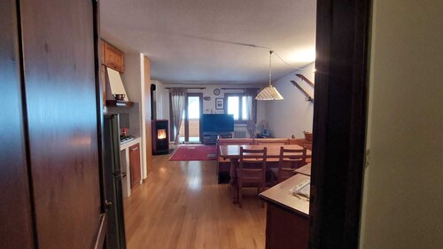 Comfortable two-room apartment on the ski slopes 