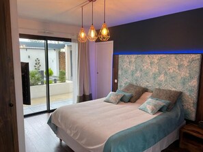 1 bedroom, desk, travel crib, free WiFi -
Mini-Villa 75m² piscine jacuzzi salle de sport privatisés à 800m des commerces (La Baule-Escoublac)