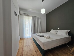 2 chambres, bureau, fer et planche à repasser, Wi-Fi gratuit