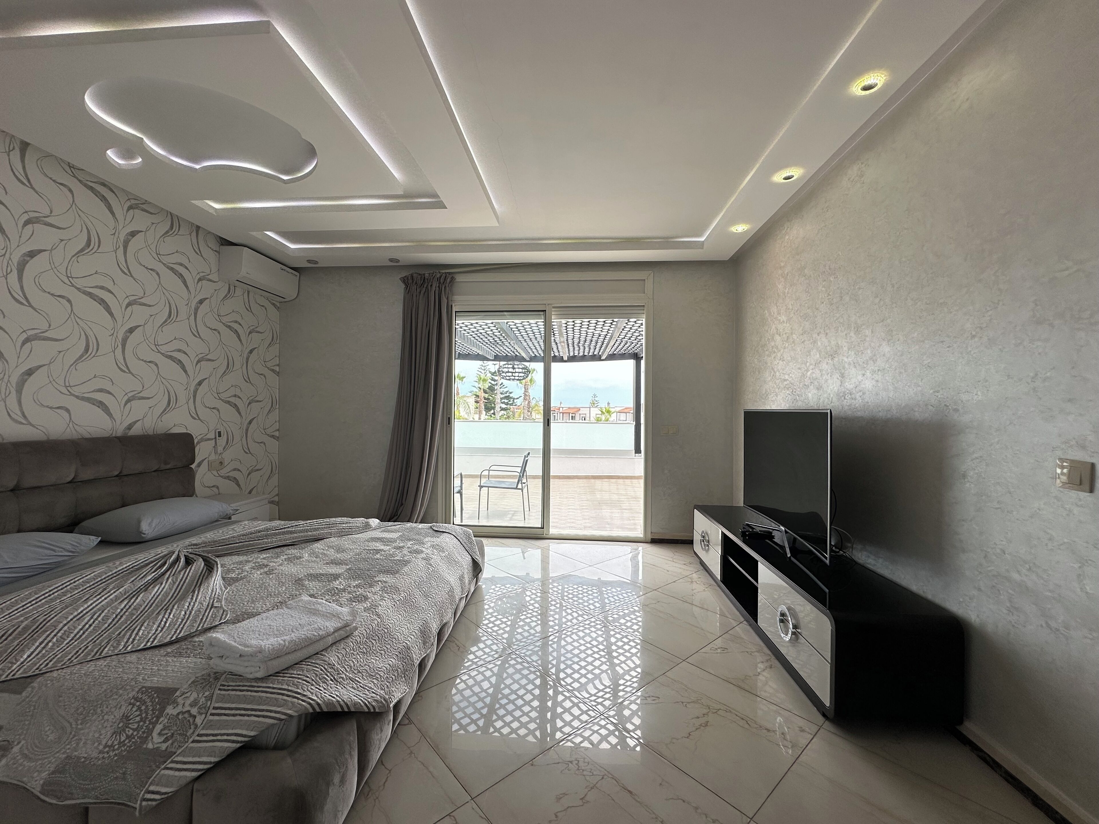 4 chambres, fer et planche à repasser, lit parapluie, draps fournis