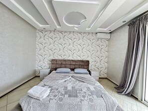 4 chambres, fer et planche Ă repasser, lit parapluie, draps fournis