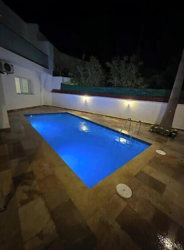 Piscina a l'aire lliure