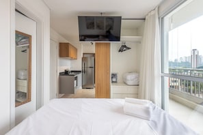 Standard Studio (523324) | Wardrobe - 360 Nações Unidas (São Paulo)