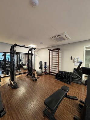 Suite | Fitness facility