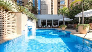 Suite | Pool | Outdoor pool