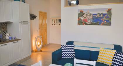 Brand new studio apartment a stone's throw from the sea
