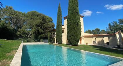 La tour aux 7 fenĂȘtres