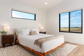 2 Schlafzimmer, Schreibtisch, Bügeleisen/Bügelbrett, WLAN