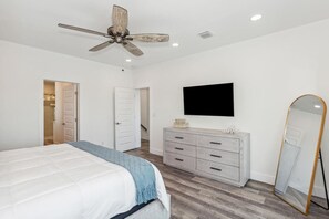 5 bedrooms, free WiFi, bed sheets - Grand Paradise, Navarre Beach (Navarre)