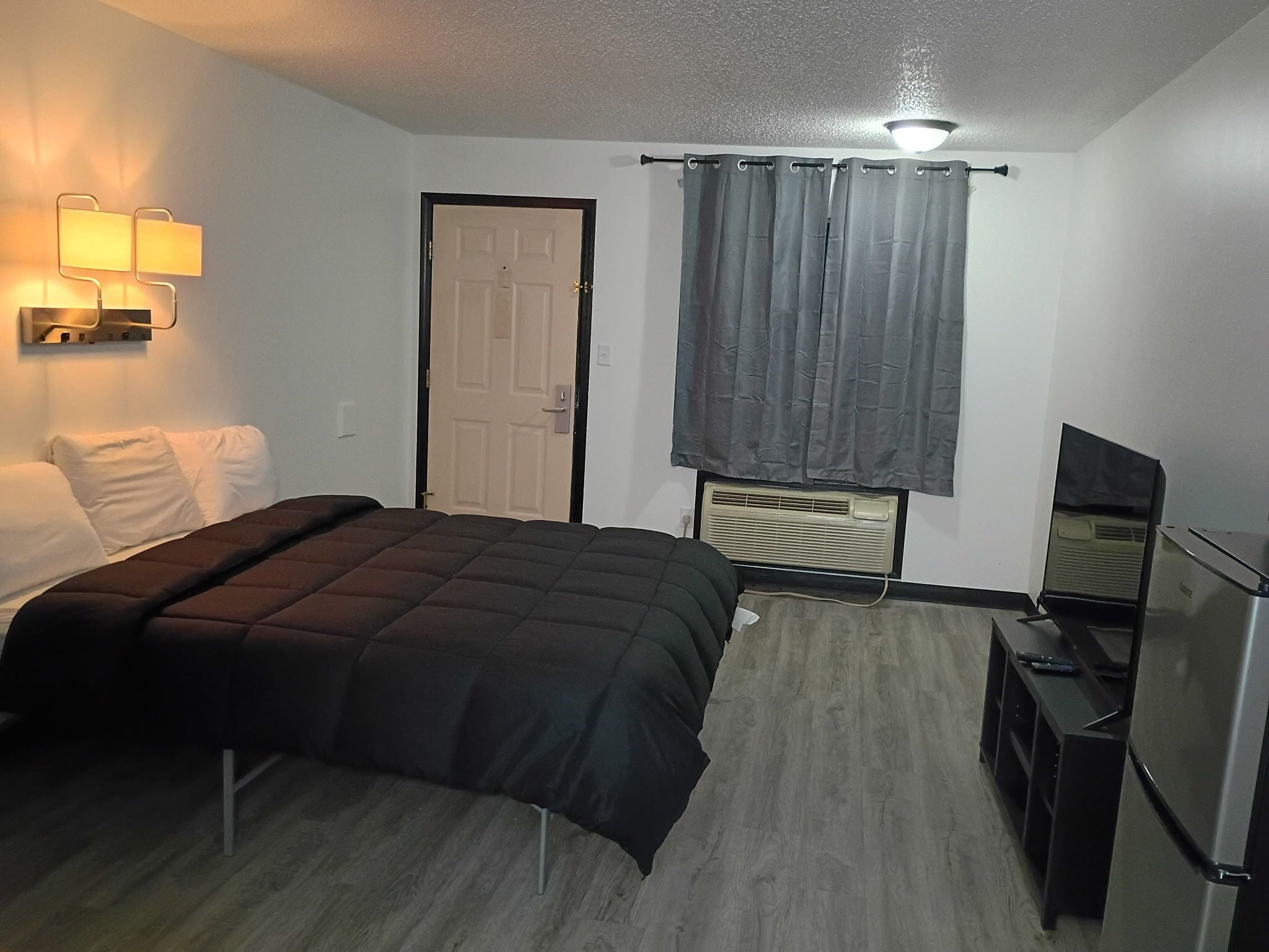 Espacio para trabajar con un portátil y wifi gratis