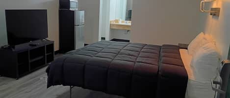 Laptop workspace, free WiFi