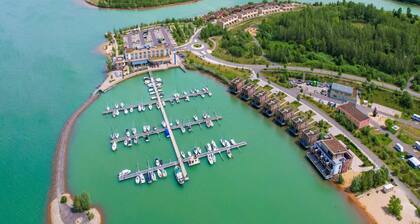 Luxuriose Ferienwohnung am Stormthaler See