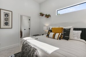 2 makuuhuonetta, Wi-Fi, vuodevaatteet