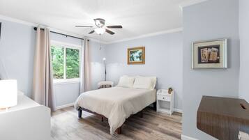 2 bedrooms, WiFi, bed sheets