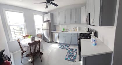 Spacious 3-bedroom apartment with WiFi, AC in beautiful Jersey City