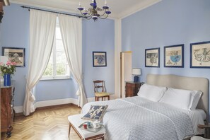 6 soverom, strykejern/-brett, wi-fi og sengetøy