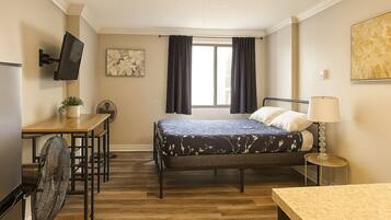 1 chambre, fer et planche Ă repasser, Wi-Fi, draps fournis