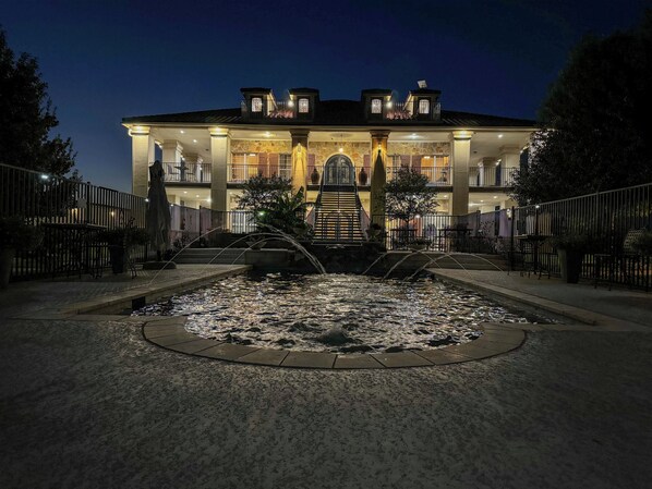 Exterior - Bliss On The River (Llano)