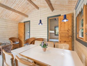 House | Dining